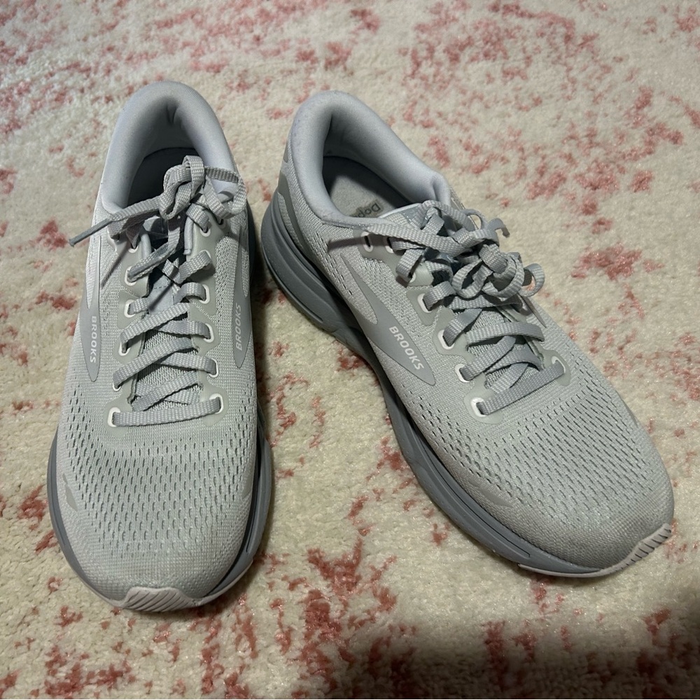 Brooks Women's Ghost 15 Neutral Running Shoe